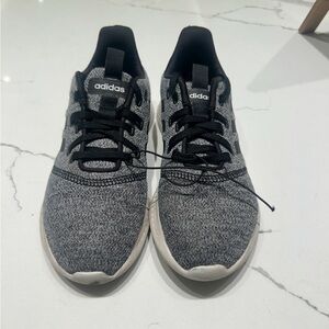 Adidas Womens Grey Black Athletic Shoes Size 6.5 FY8222